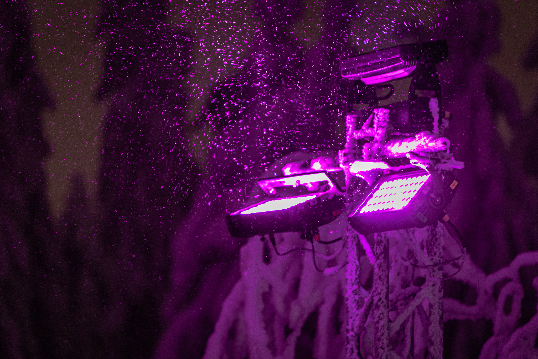 LED TOUCH WASH 40 x 10W RGBW 4in1 IP65 20°