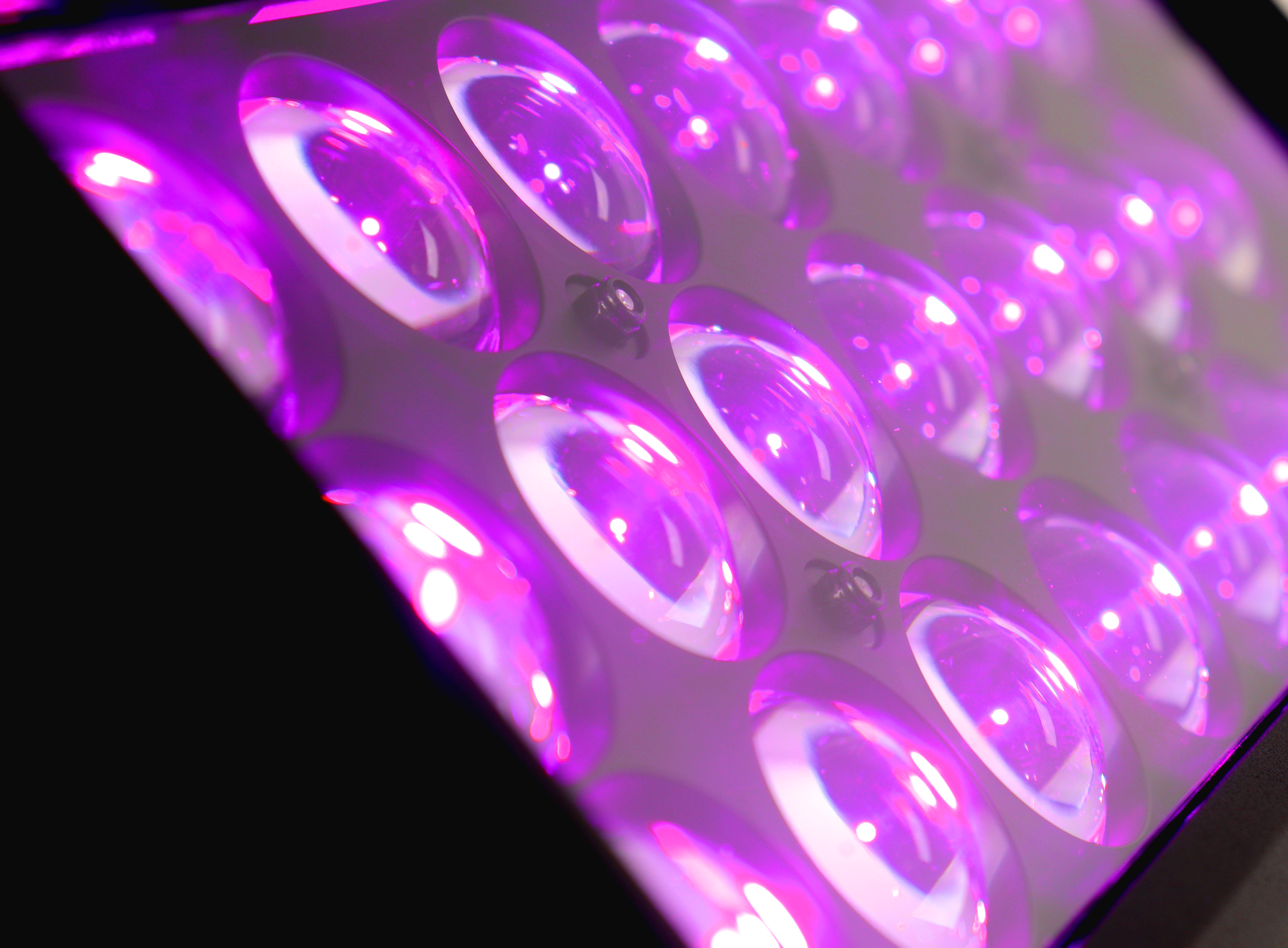 LED MINI WASH PRO 21Z RGBW IP65